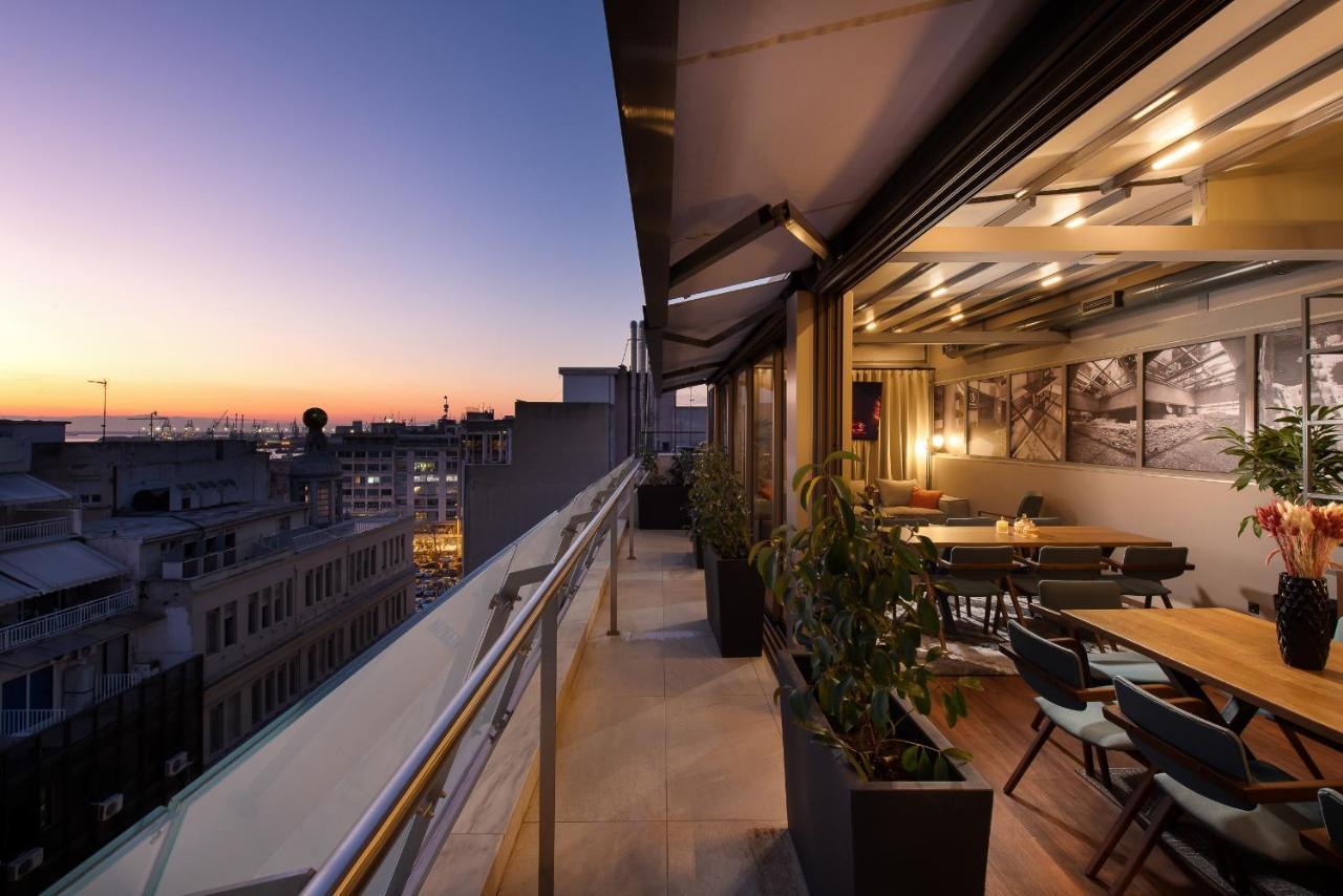 S Hotel Boutique Thessalonique Extérieur photo The rooftop bar at the hotel